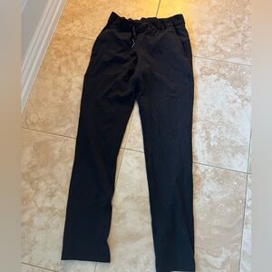 lululemon athletica black on the fly pants size 4